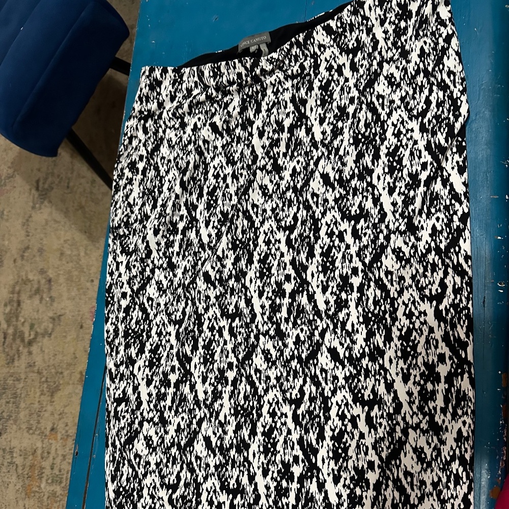 Vince Camuto pencil skirt